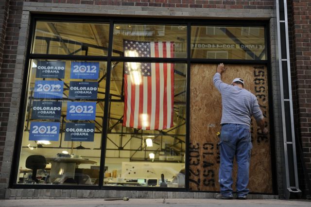 Άγνωστος πυροβόλησε κατά γραφείου προεκλογικής εκστρατείας του Ομπάμα στο Ντένβερ